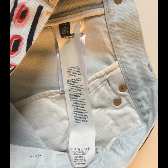 Hp 🎉🎉Mid Rise Boyfriend Jeans - Picture 9 of 9